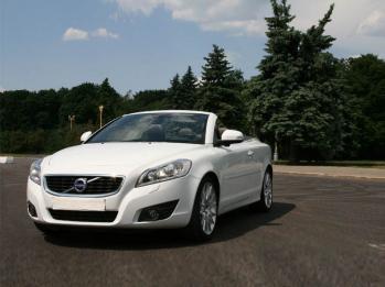 Volvo C70 на свадьбу внешний вид